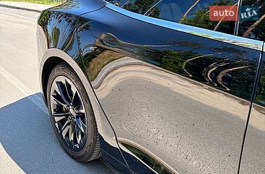 Ліфтбек Tesla Model S 2016 в Житомирі