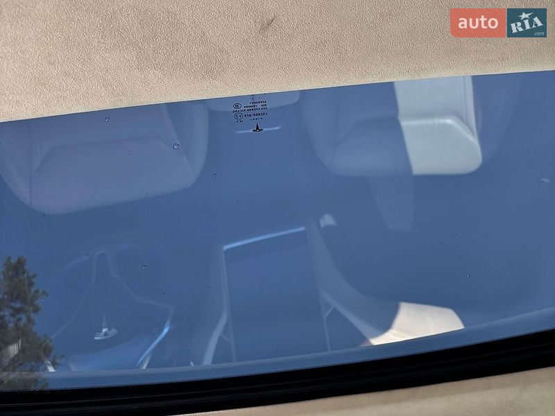 Ліфтбек Tesla Model S 2016 в Житомирі