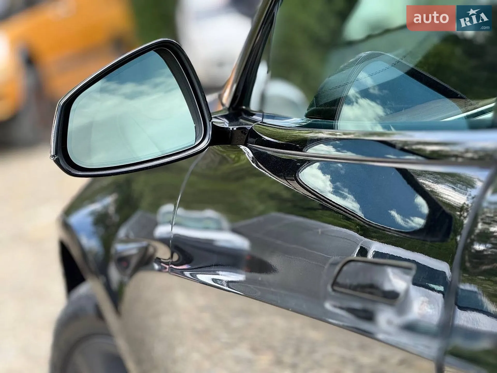 2023 Tesla Model S - мініатюра 23