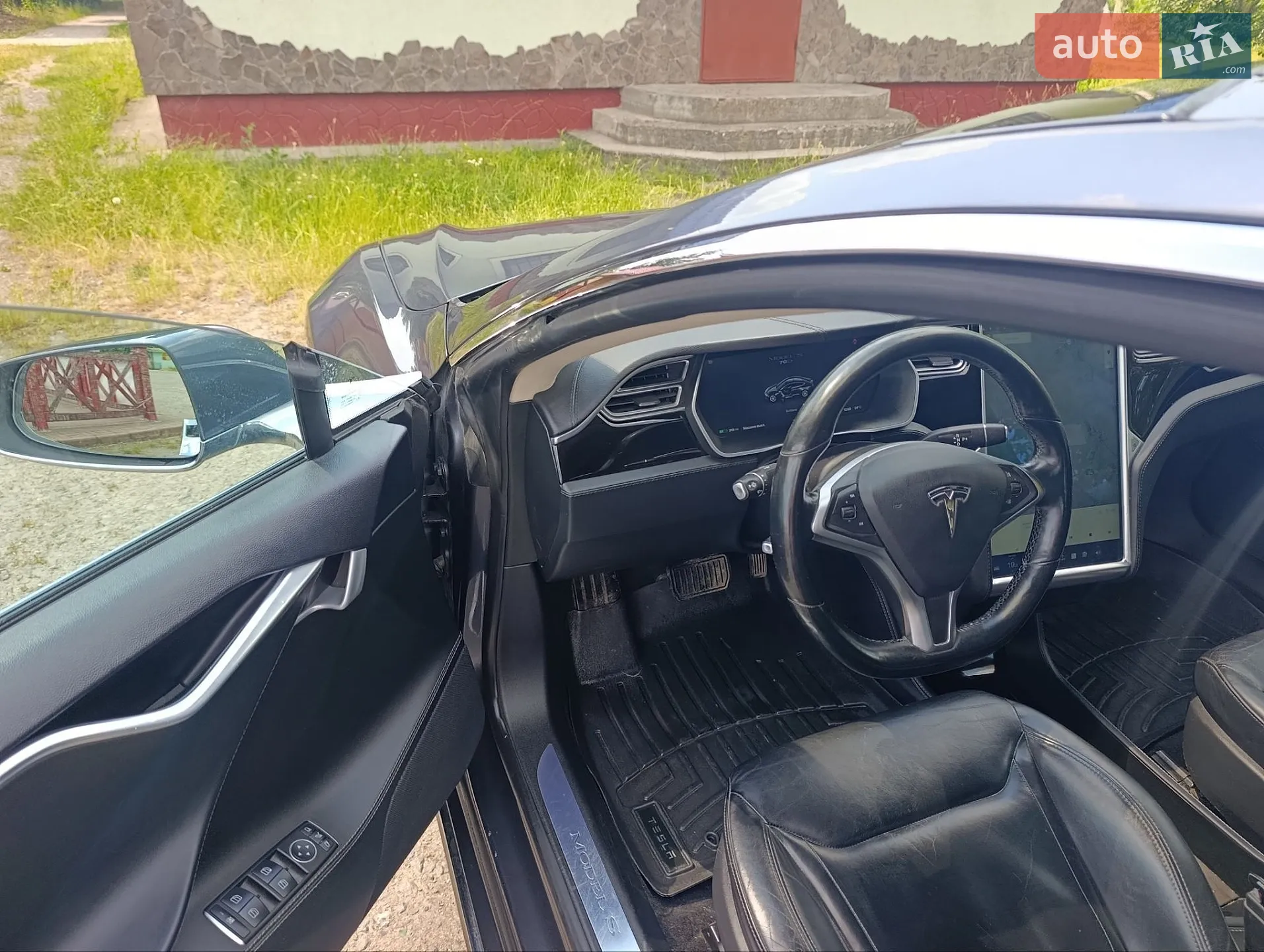 2015 Tesla Model S - мініатюра 9