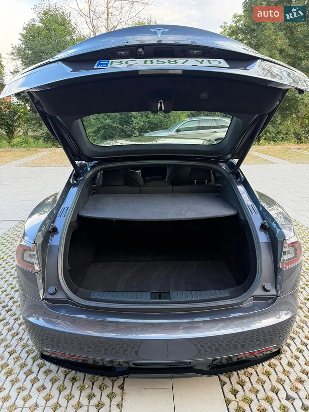 2021 Tesla Model S - мініатюра 21