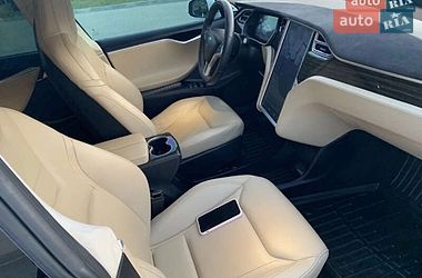 Лифтбек Tesla Model S 2015 в Бершади фото 3 Лифтбек Tesla Model S 2015 в Бершади