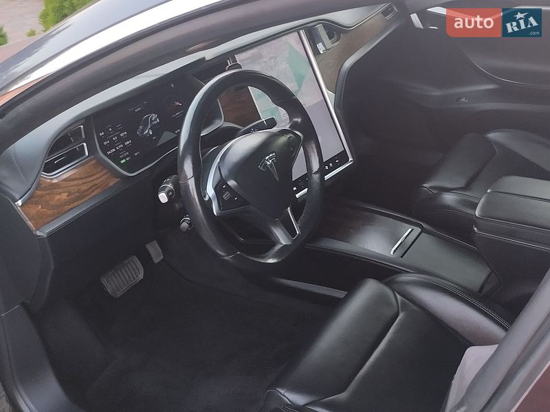 Лифтбек Tesla Model S 2018 в Павлограде фото 6 Лифтбек Tesla Model S 2018 в Павлограде