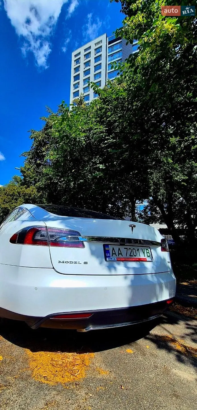 2015 Tesla Model S - мініатюра 3