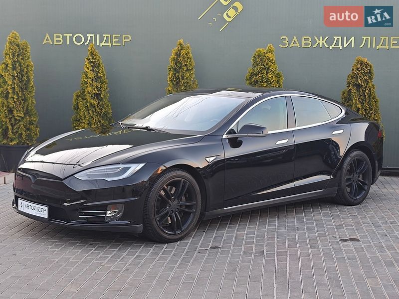 Лифтбек Tesla Model S 2013 в Одессе фото 10 Лифтбек Tesla Model S 2013 в Одессе