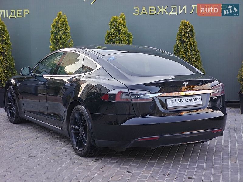 Лифтбек Tesla Model S 2013 в Одессе фото 14 Лифтбек Tesla Model S 2013 в Одессе