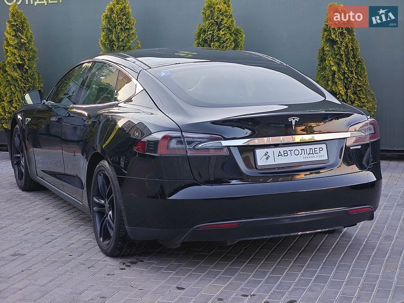 Лифтбек Tesla Model S 2013 в Одессе фото 15 Лифтбек Tesla Model S 2013 в Одессе