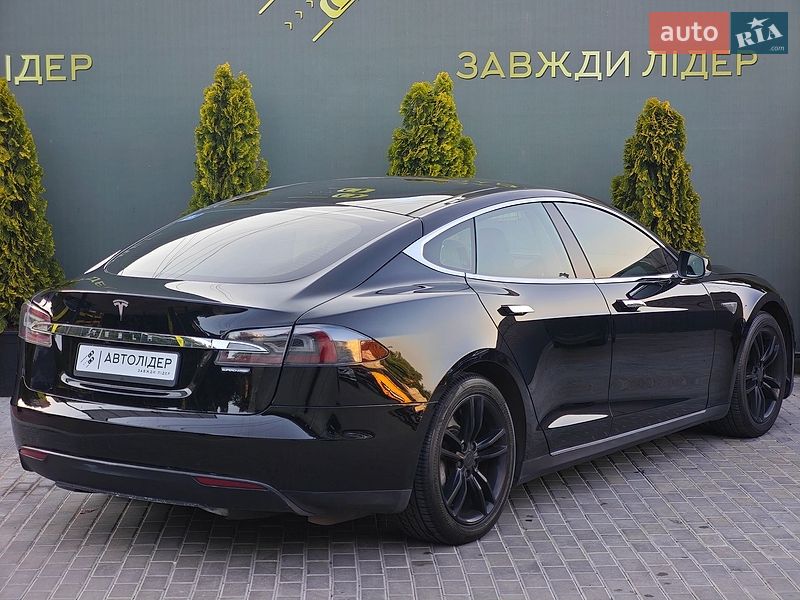 Лифтбек Tesla Model S 2013 в Одессе фото 23 Лифтбек Tesla Model S 2013 в Одессе