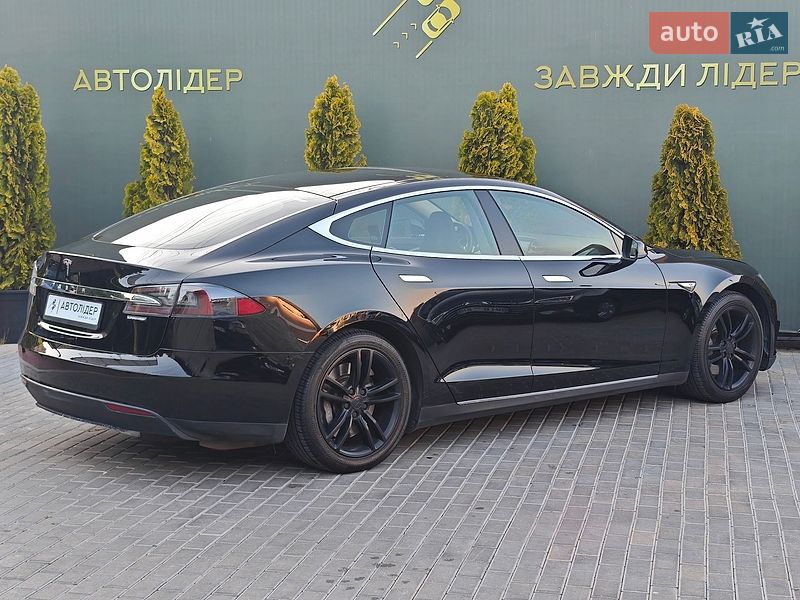 Лифтбек Tesla Model S 2013 в Одессе фото 26 Лифтбек Tesla Model S 2013 в Одессе
