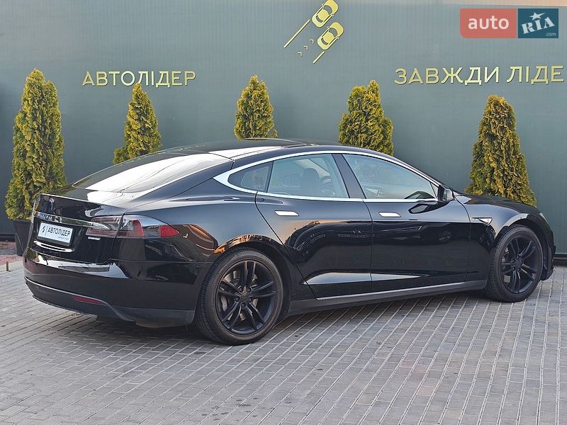Лифтбек Tesla Model S 2013 в Одессе фото 27 Лифтбек Tesla Model S 2013 в Одессе