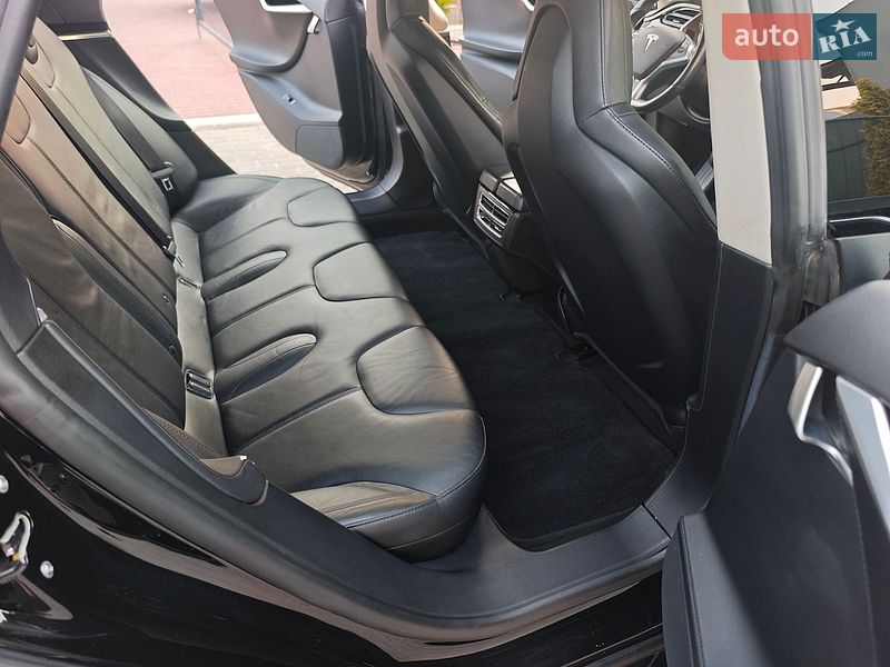 Лифтбек Tesla Model S 2013 в Одессе фото 38 Лифтбек Tesla Model S 2013 в Одессе