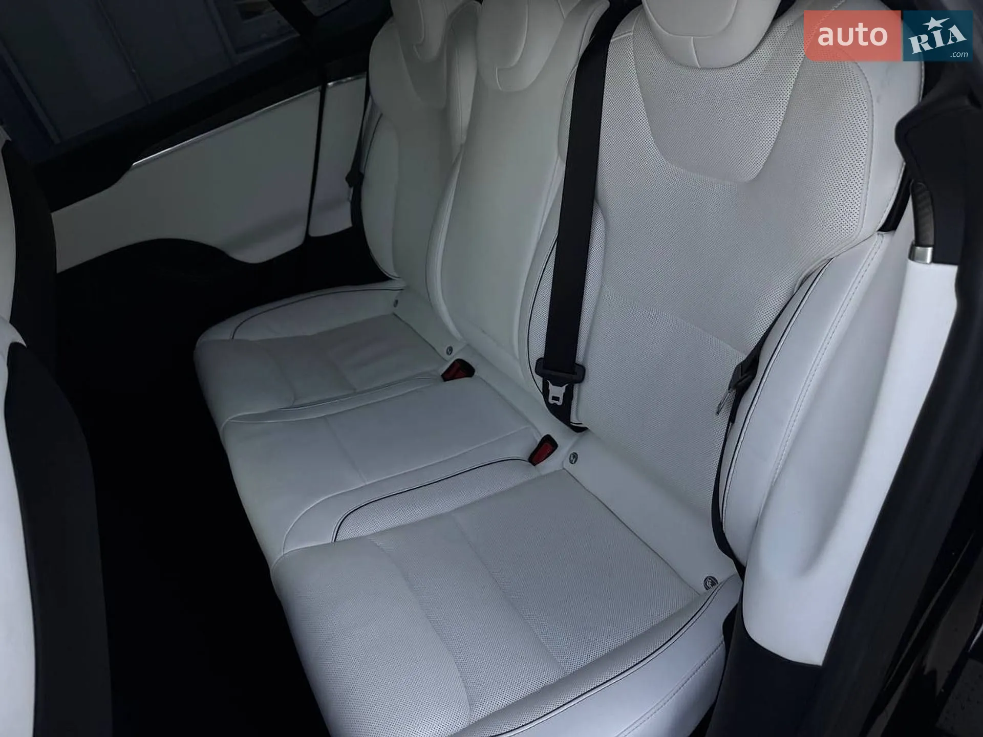 2022 Tesla Model S - мініатюра 14