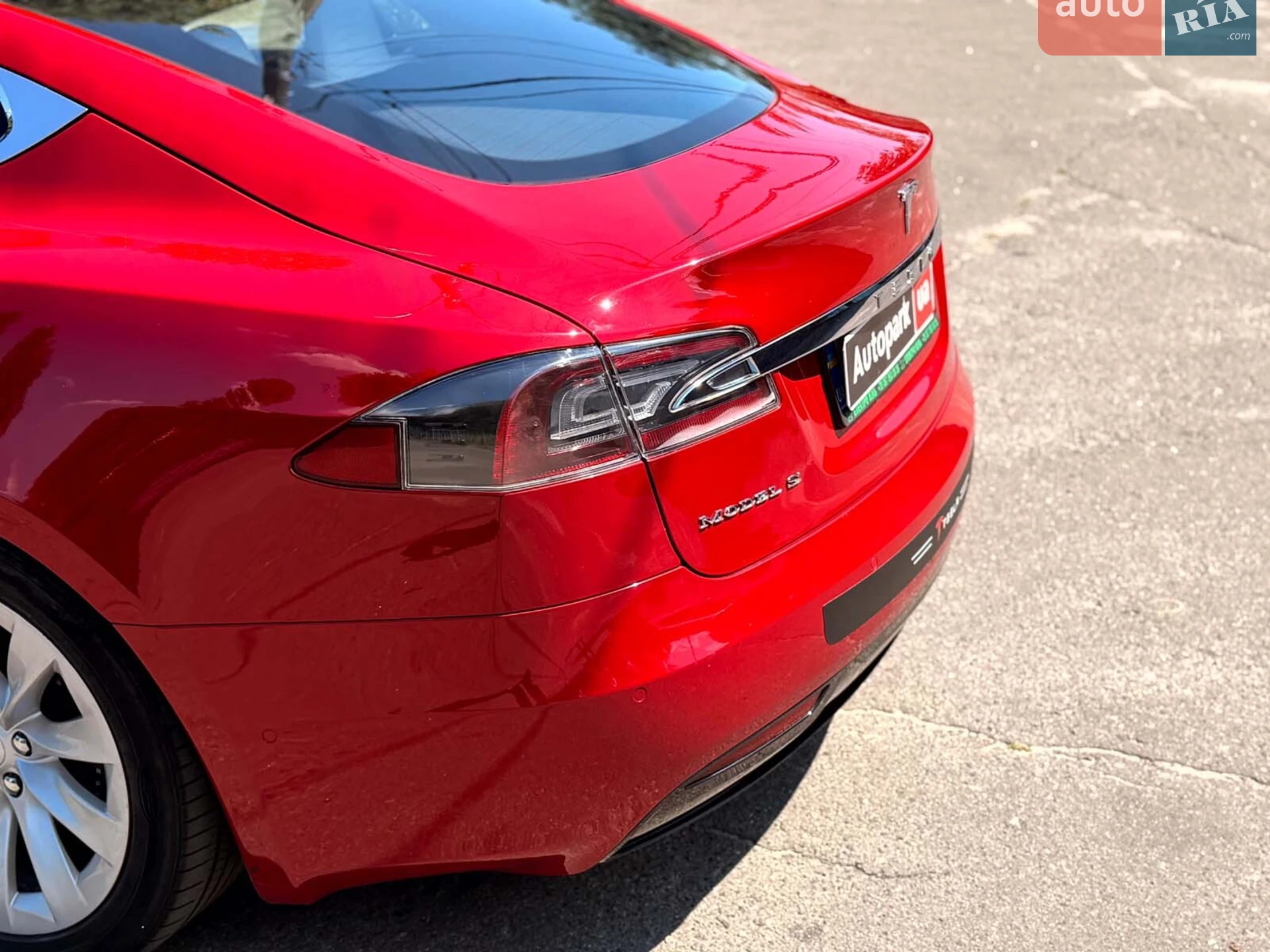 2016 Tesla Model S - мініатюра 9