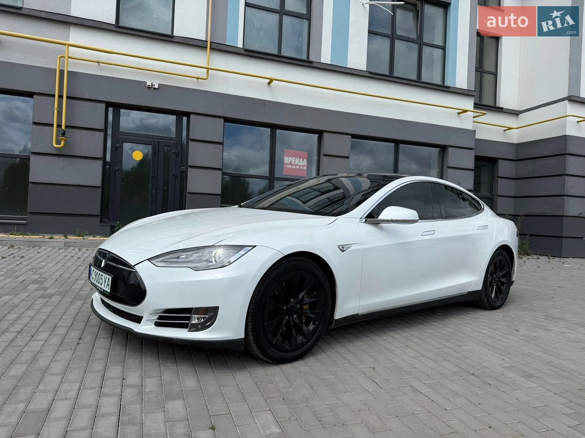 2016 Tesla Model S - мініатюра 3