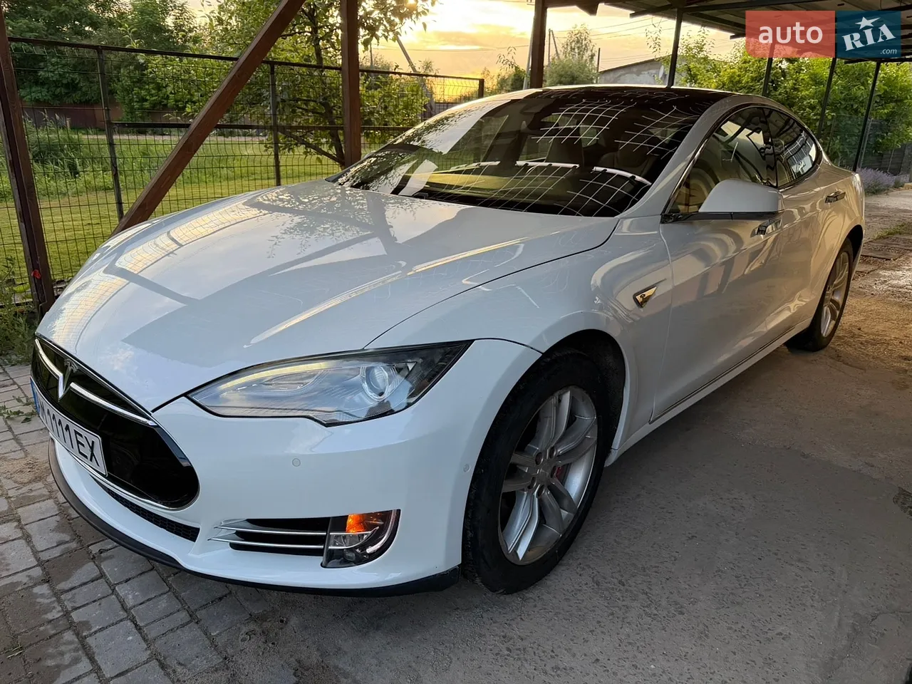 2015 Tesla Model S - мініатюра 36