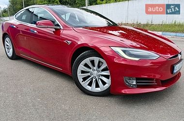 tesla model-s 2017 в Киев от профессионального продавца Сергій