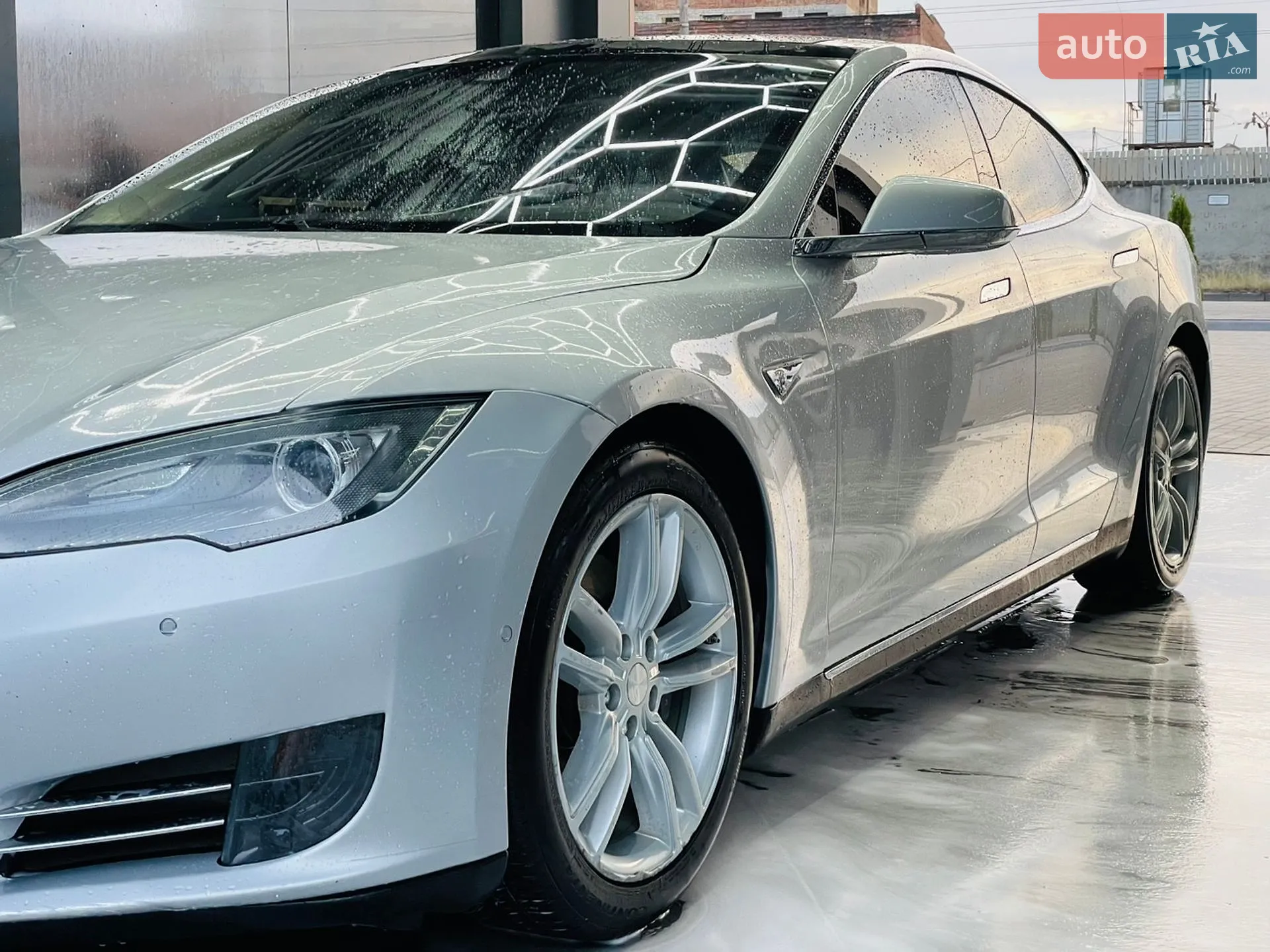 2016 Tesla Model S - мініатюра 2