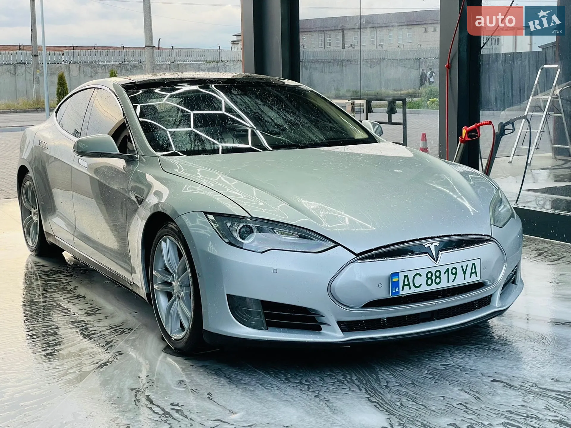 2016 Tesla Model S - мініатюра 23