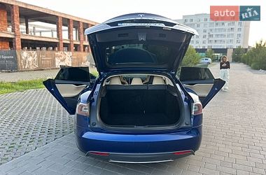 Лифтбек Tesla Model S 2015 в Хмельницком