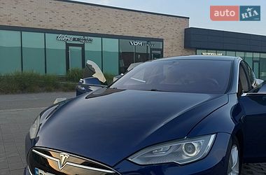Лифтбек Tesla Model S 2015 в Хмельницком