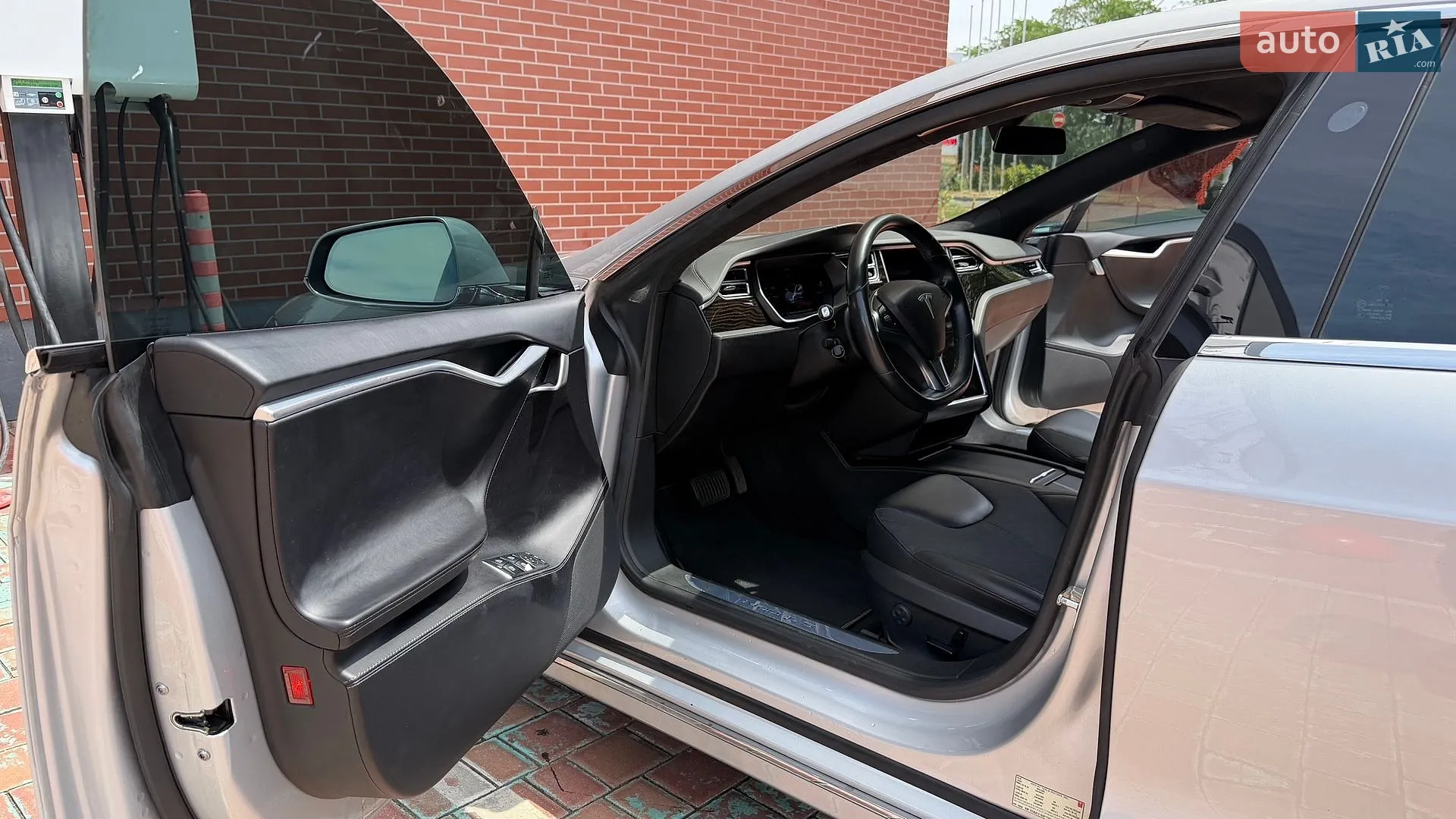 2016 Tesla Model S - мініатюра 11