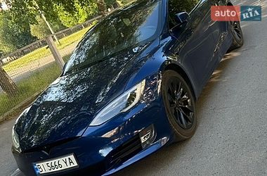 Ліфтбек Tesla Model S 2017 в Пирятині фото Ліфтбек Tesla Model S 2017 в Пирятині