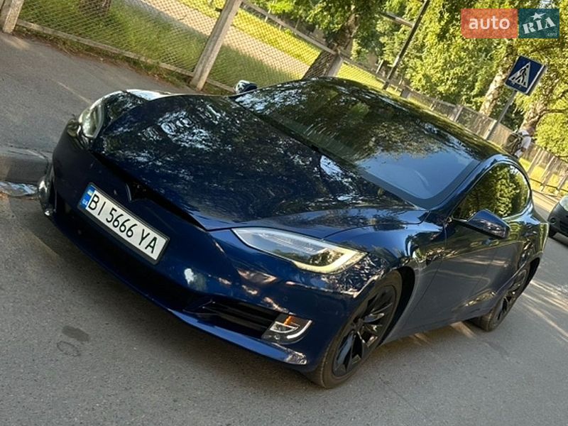 Ліфтбек Tesla Model S 2017 в Пирятині фото 15 Ліфтбек Tesla Model S 2017 в Пирятині