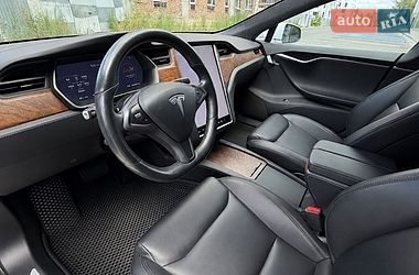Ліфтбек Tesla Model S 2020 в Львові