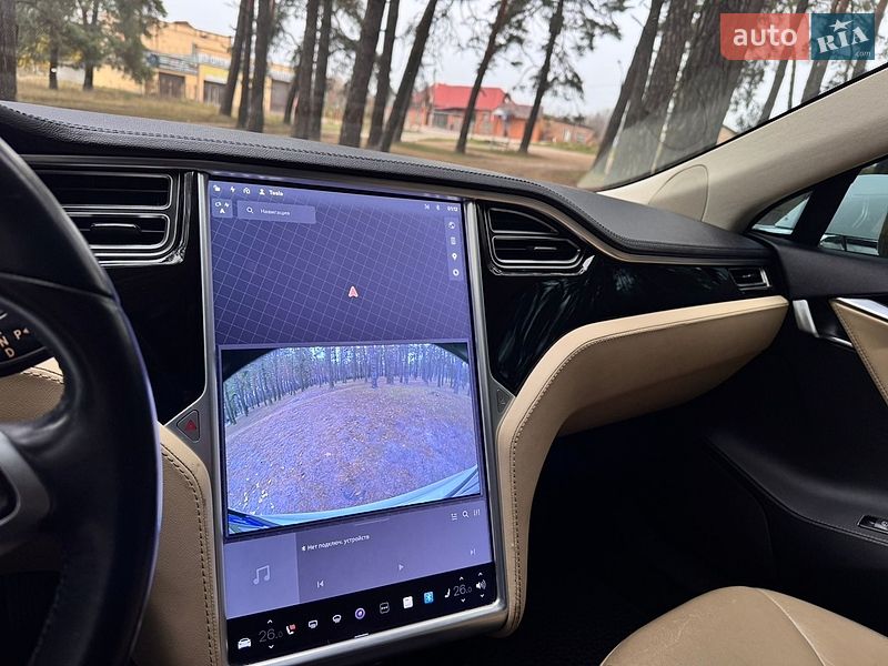 Лифтбек Tesla Model S 2013 в Сумах