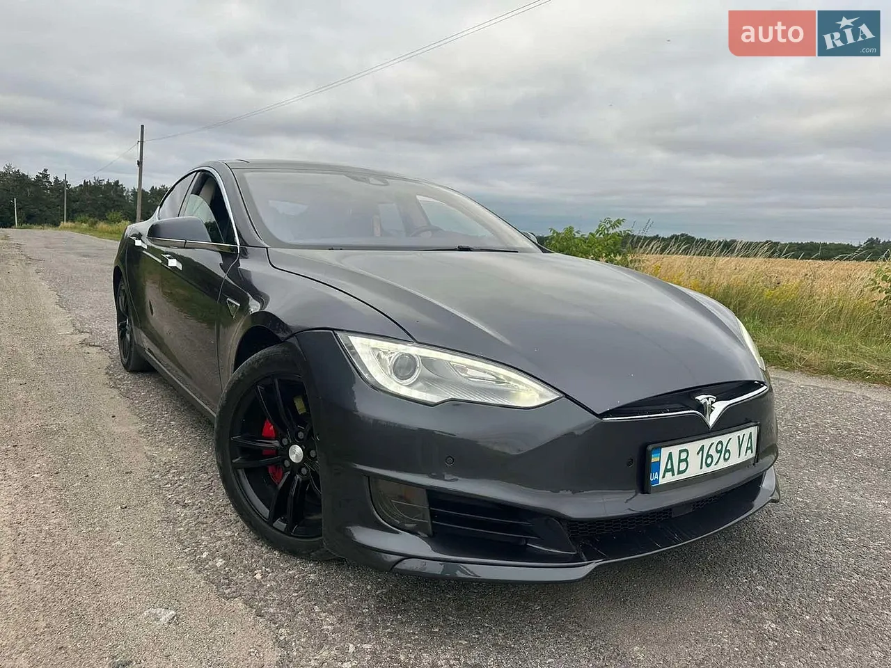 2015 Tesla Model S - мініатюра 15