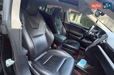 Лифтбек Tesla Model S 2015 в Львове
