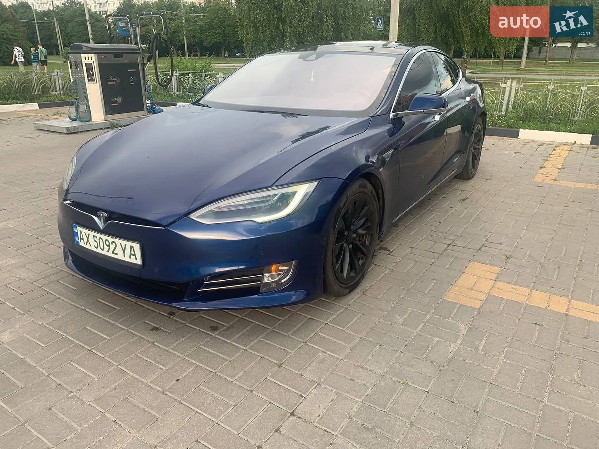 2016 Tesla Model S - мініатюра 3