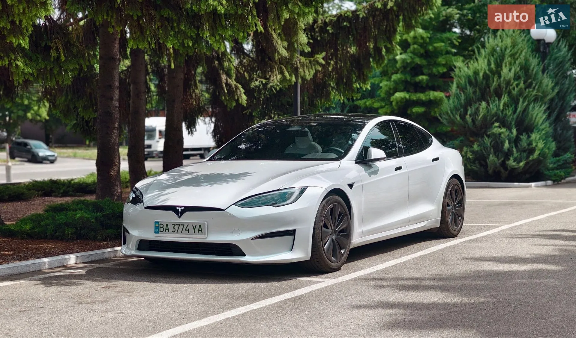 2024 Tesla Model S - фото 1
