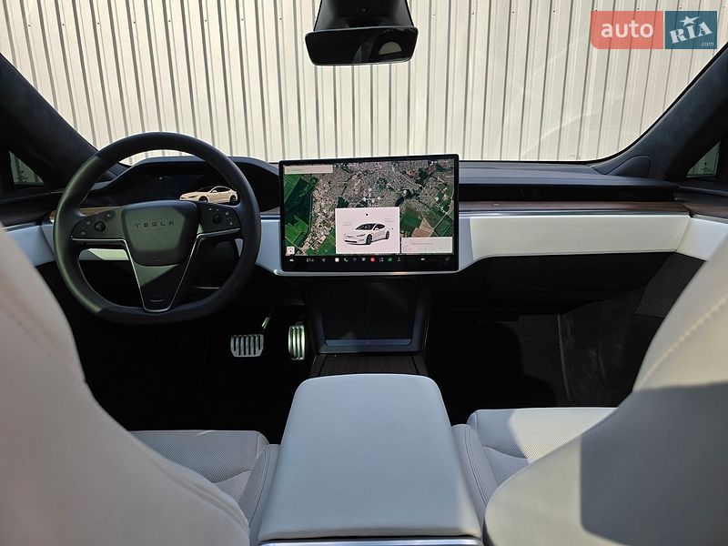 Лифтбек Tesla Model S 2024 в Киеве фото 6 Лифтбек Tesla Model S 2024 в Киеве