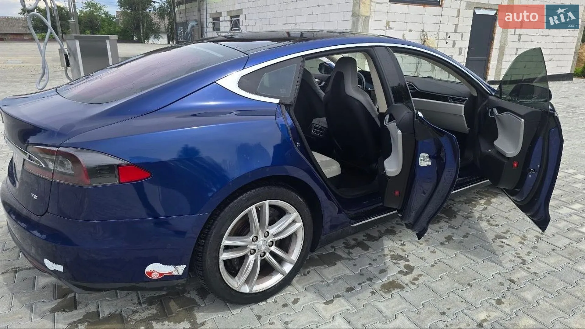 2016 Tesla Model S - мініатюра 10