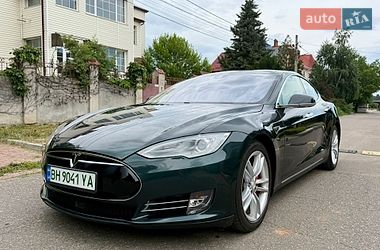 Лифтбек Tesla Model S 2014 в Одессе