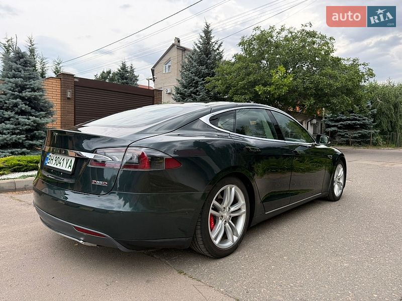 Лифтбек Tesla Model S 2014 в Одессе