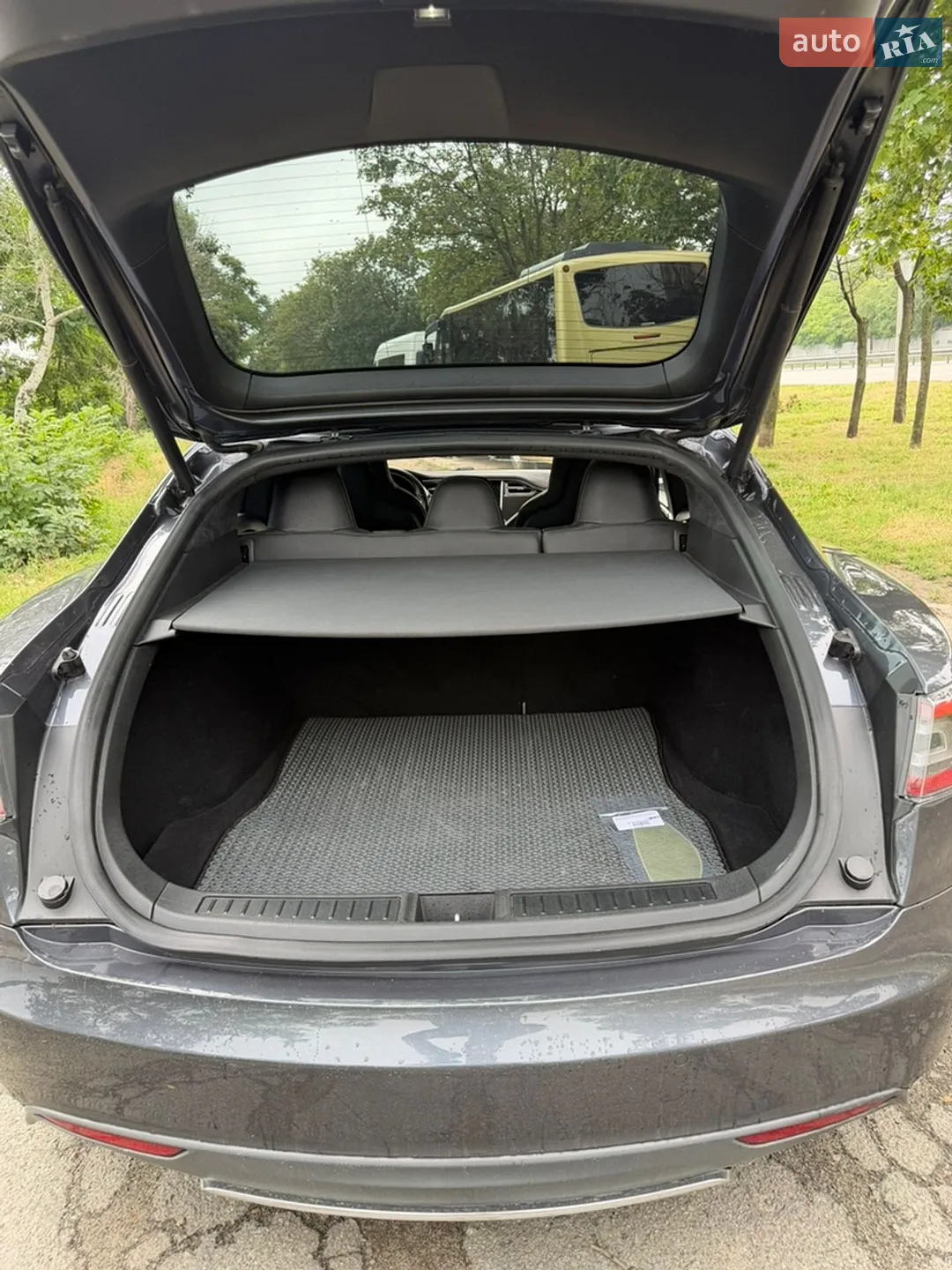 2016 Tesla Model S - мініатюра 6