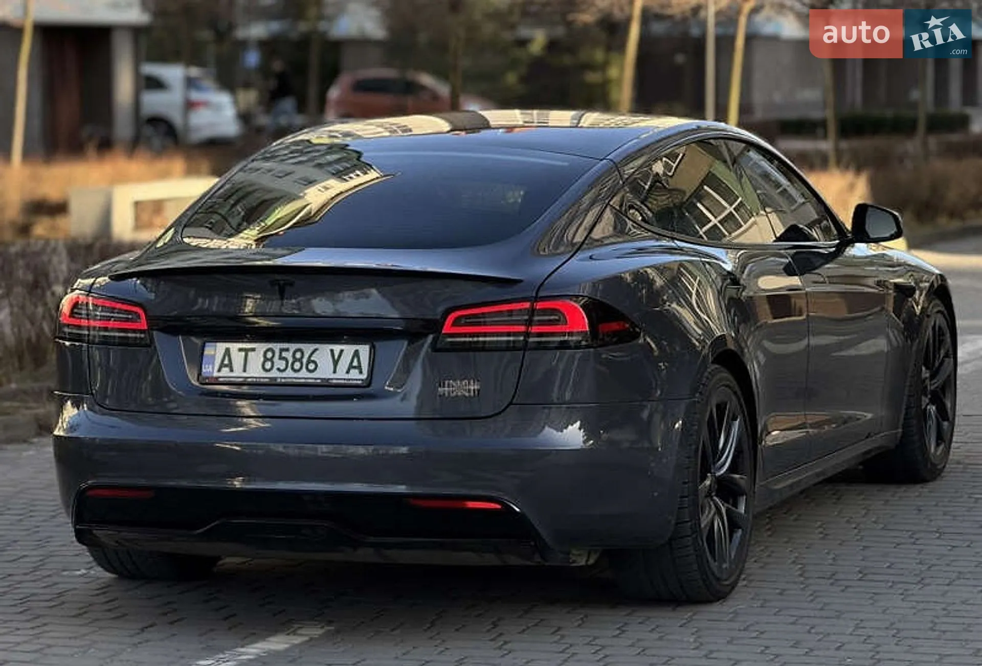 2022 Tesla Model S - мініатюра 8