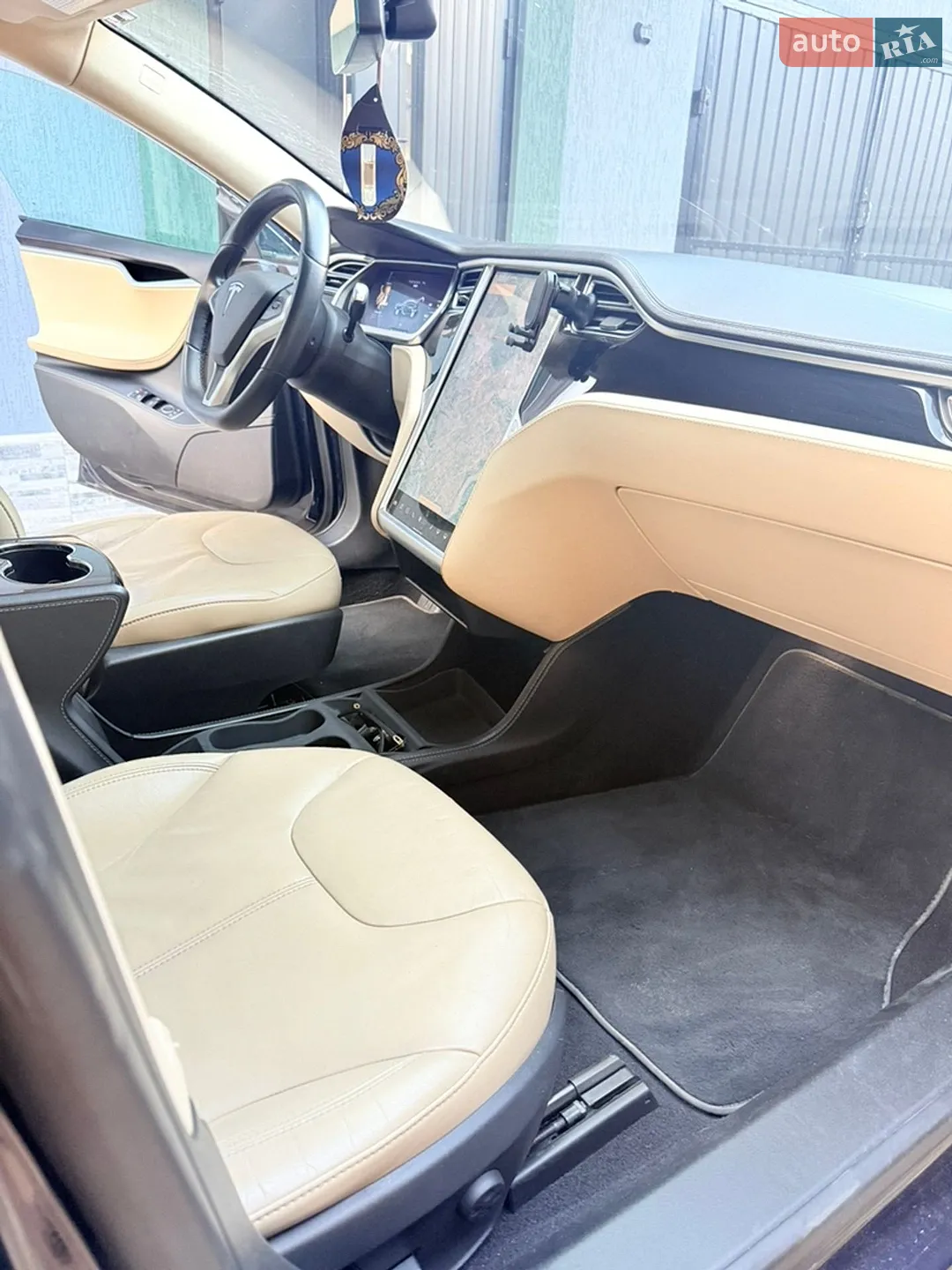 2014 Tesla Model S - мініатюра 11