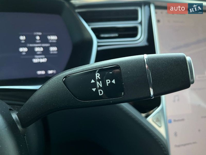 Ліфтбек Tesla Model S 2018 в Києві