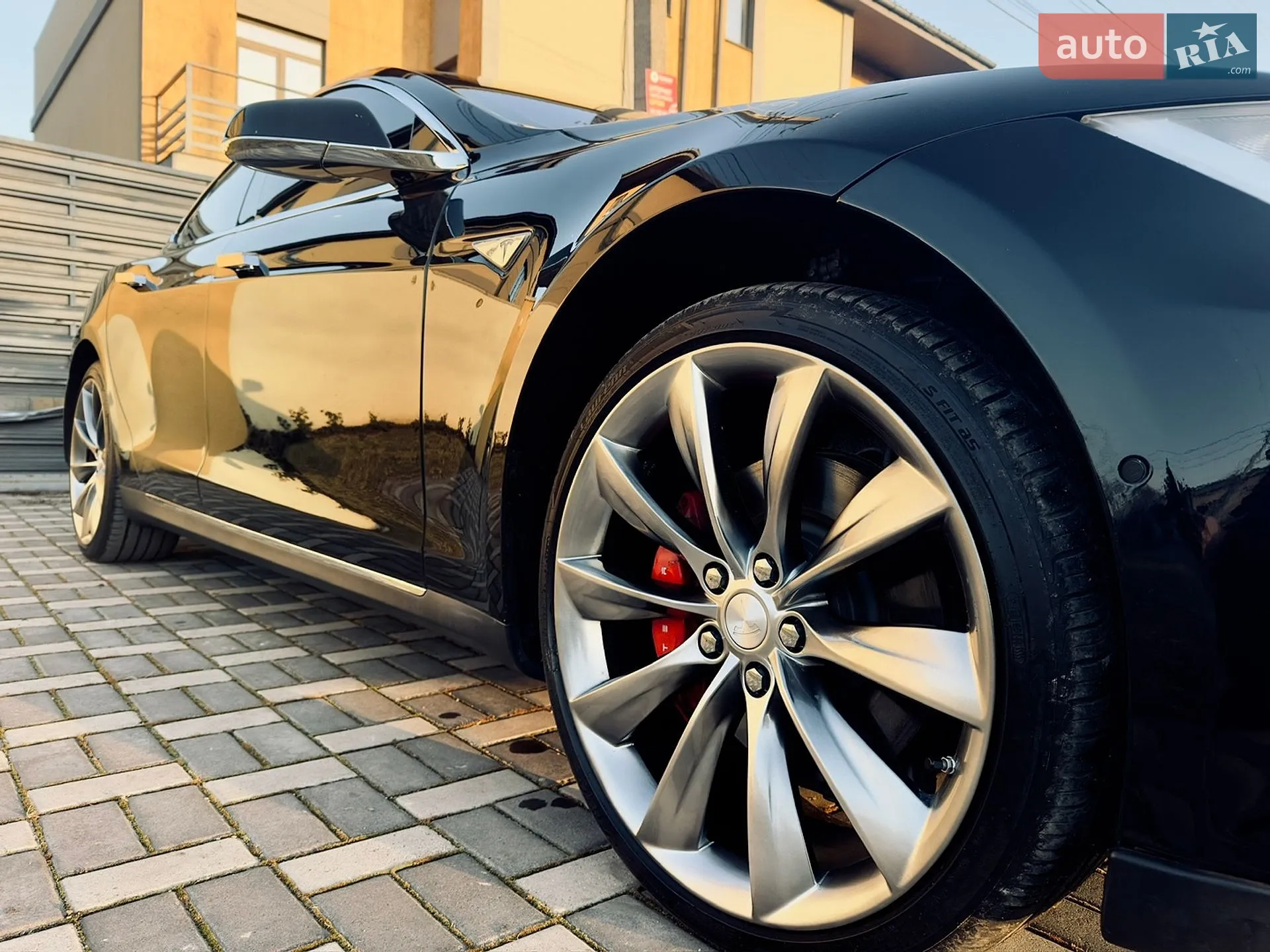 2014 Tesla Model S - мініатюра 16