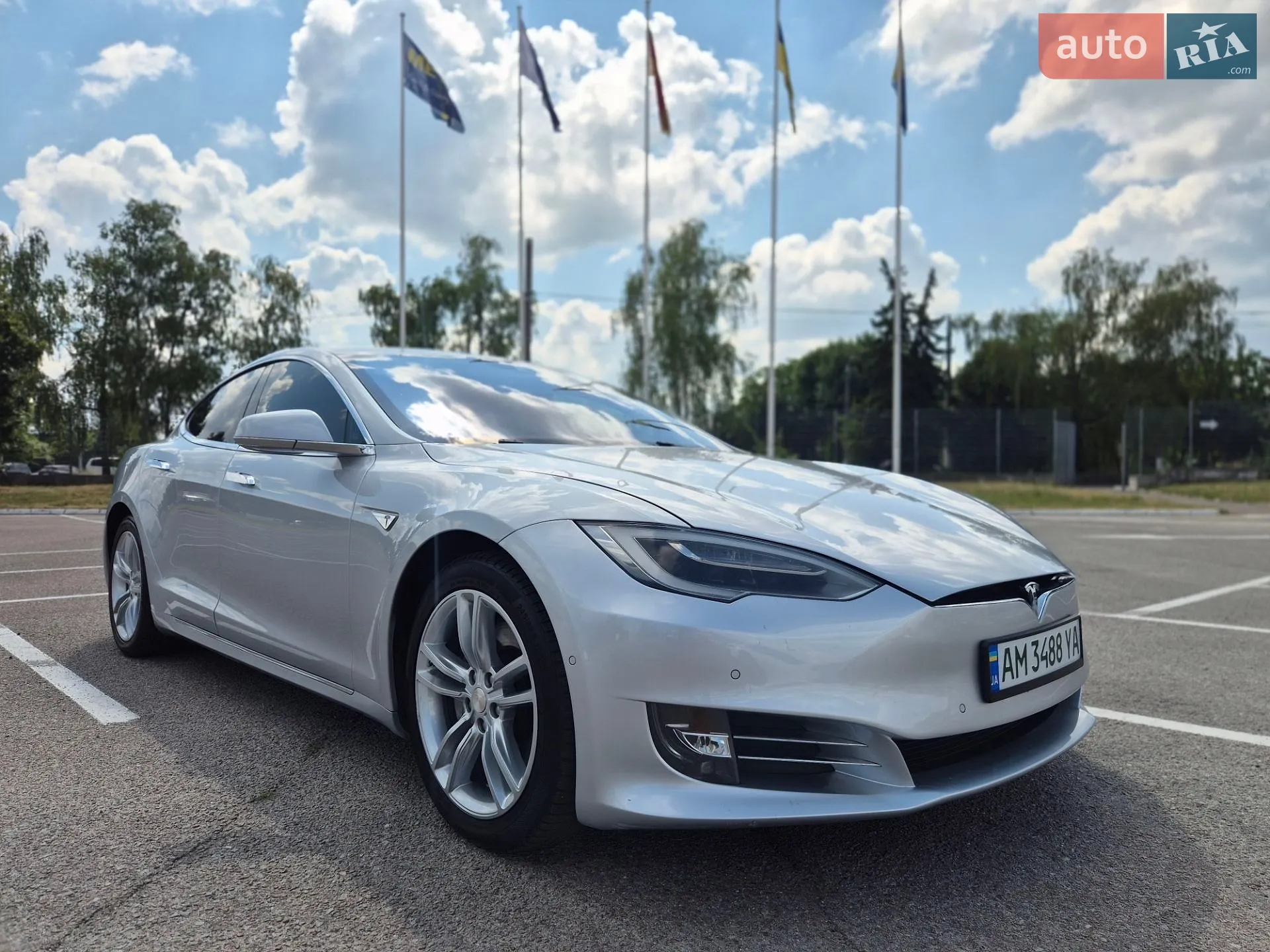 2016 Tesla Model S - фото 1