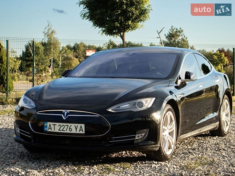 Ліфтбек Tesla Model S 2015 в Богородчанах фото 3 Ліфтбек Tesla Model S 2015 в Богородчанах