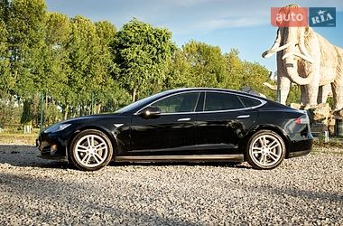 Ліфтбек Tesla Model S 2015 в Богородчанах фото 4 Ліфтбек Tesla Model S 2015 в Богородчанах