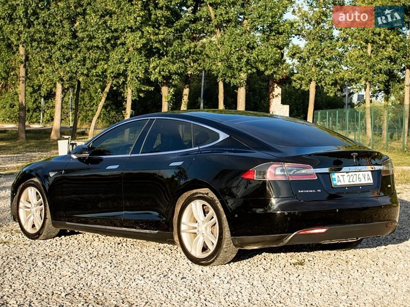 Ліфтбек Tesla Model S 2015 в Богородчанах фото 5 Ліфтбек Tesla Model S 2015 в Богородчанах