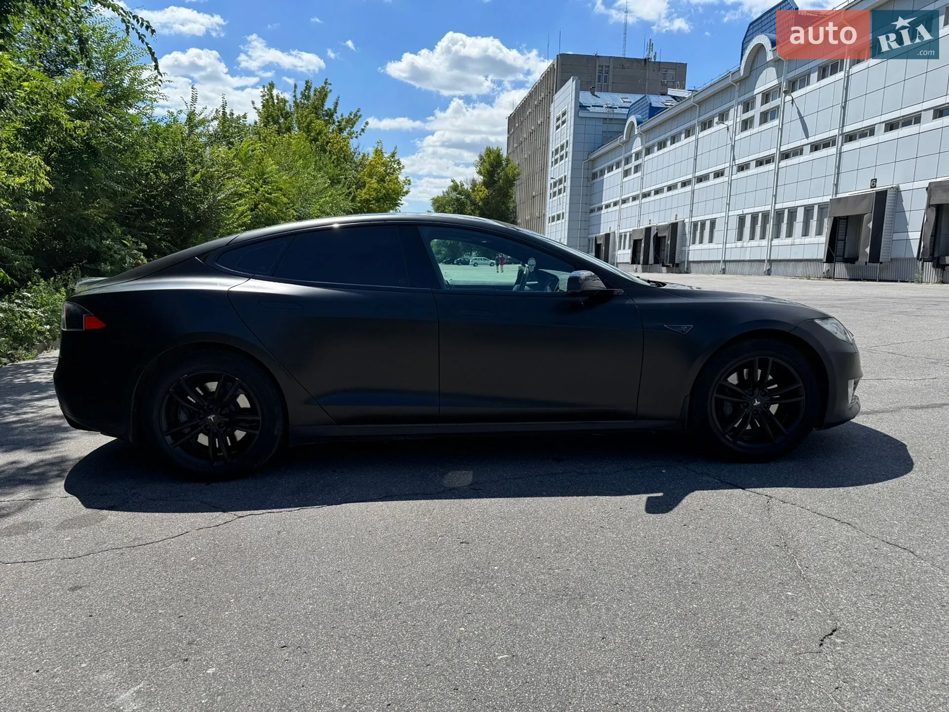 2015 Tesla Model S - мініатюра 13