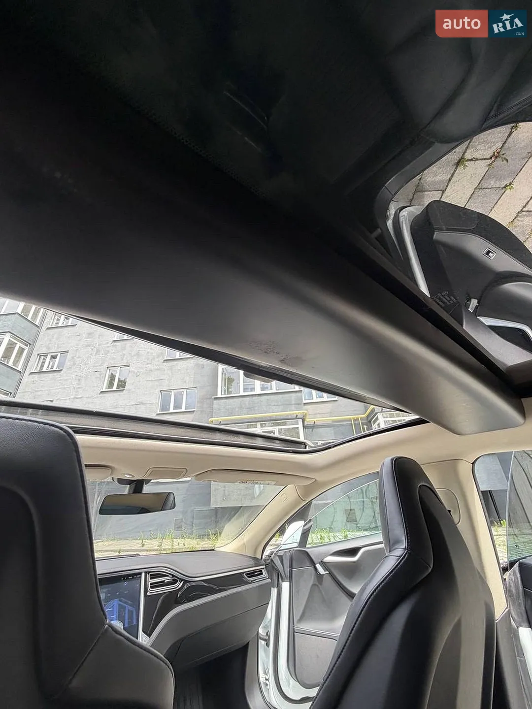 2014 Tesla Model S - мініатюра 11