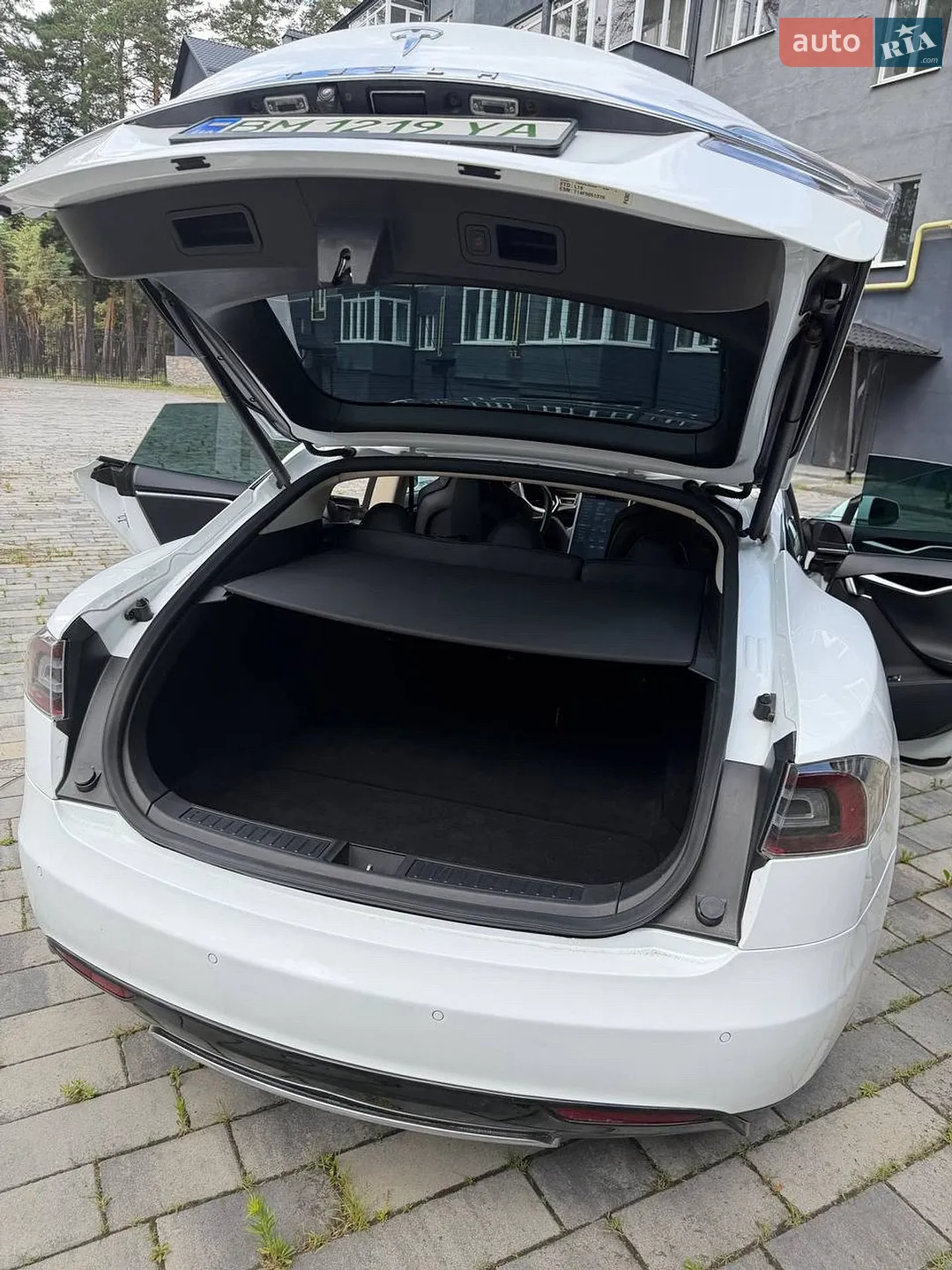 2014 Tesla Model S - мініатюра 15