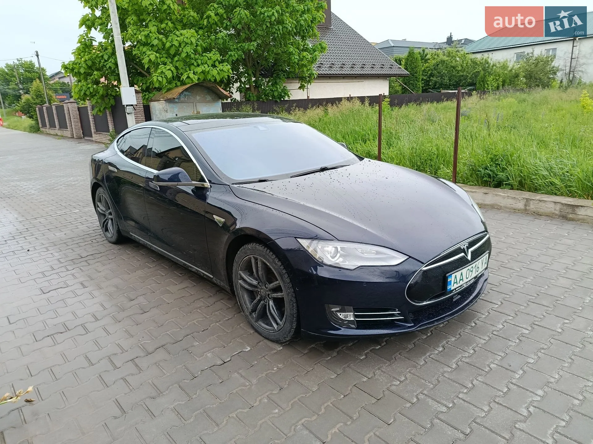 2014 Tesla Model S - мініатюра 3